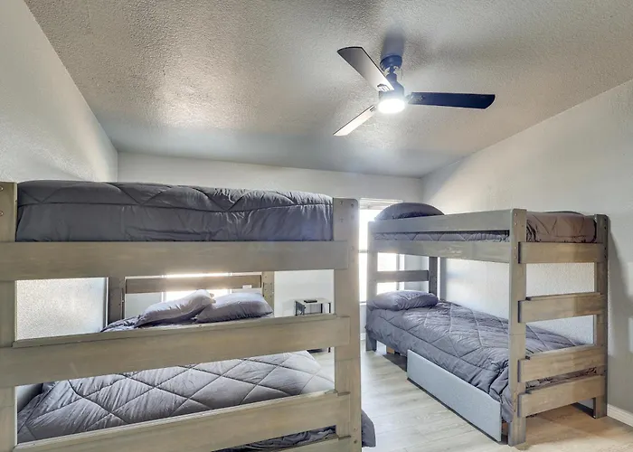 Golf, Fish & Unwind! Group Getaway In Mohave *